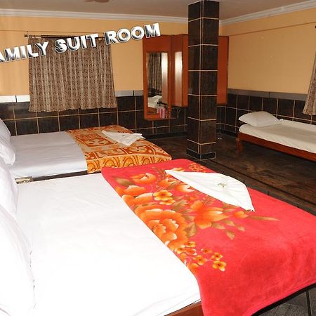 V.K.Residency Hotel Tirupati Ngoại thất bức ảnh