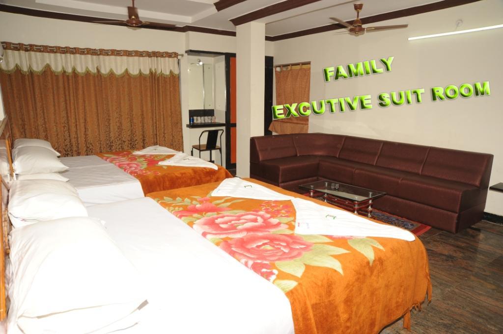 V.K.Residency Hotel Tirupati Ngoại thất bức ảnh