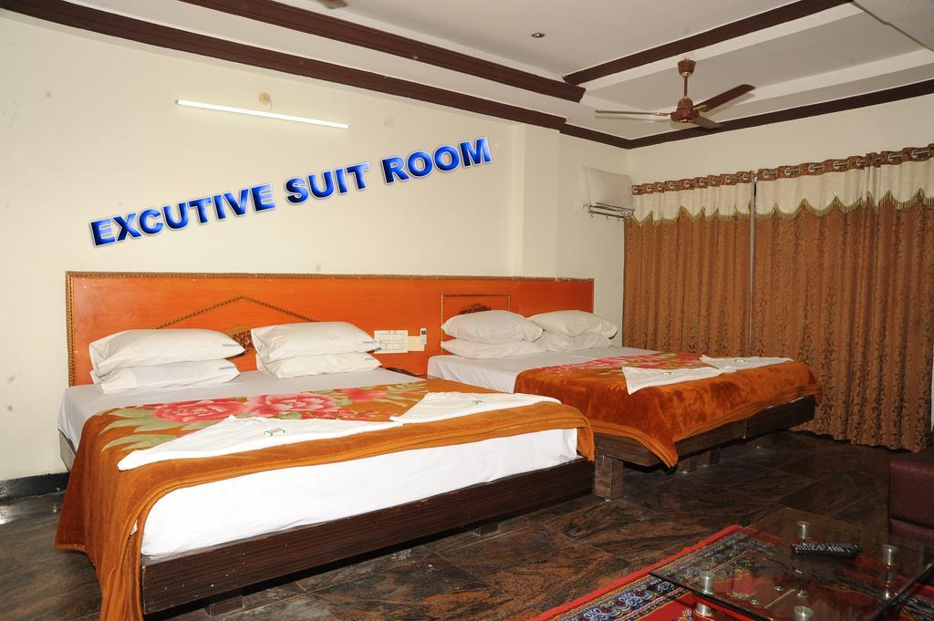 V.K.Residency Hotel Tirupati Ngoại thất bức ảnh